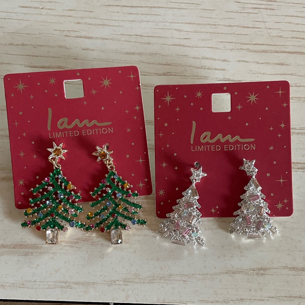 Festive Christmas Tree Earrings Set